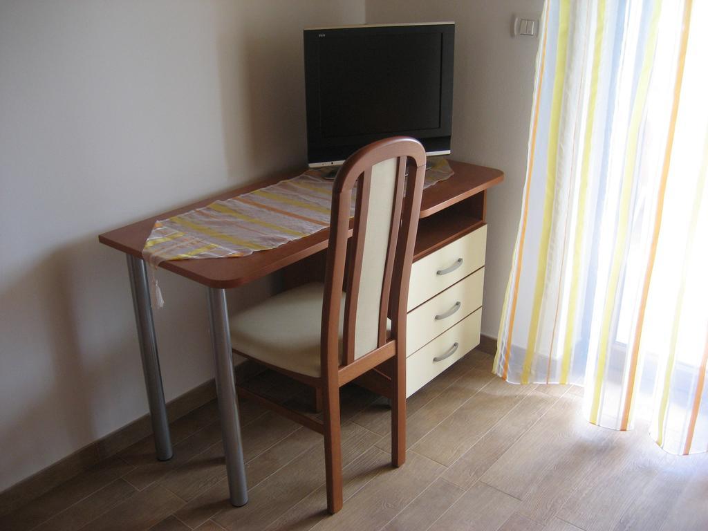 Apartamento Turisticna Kmetija Pri Rebkovih Ajdovščina Habitación foto